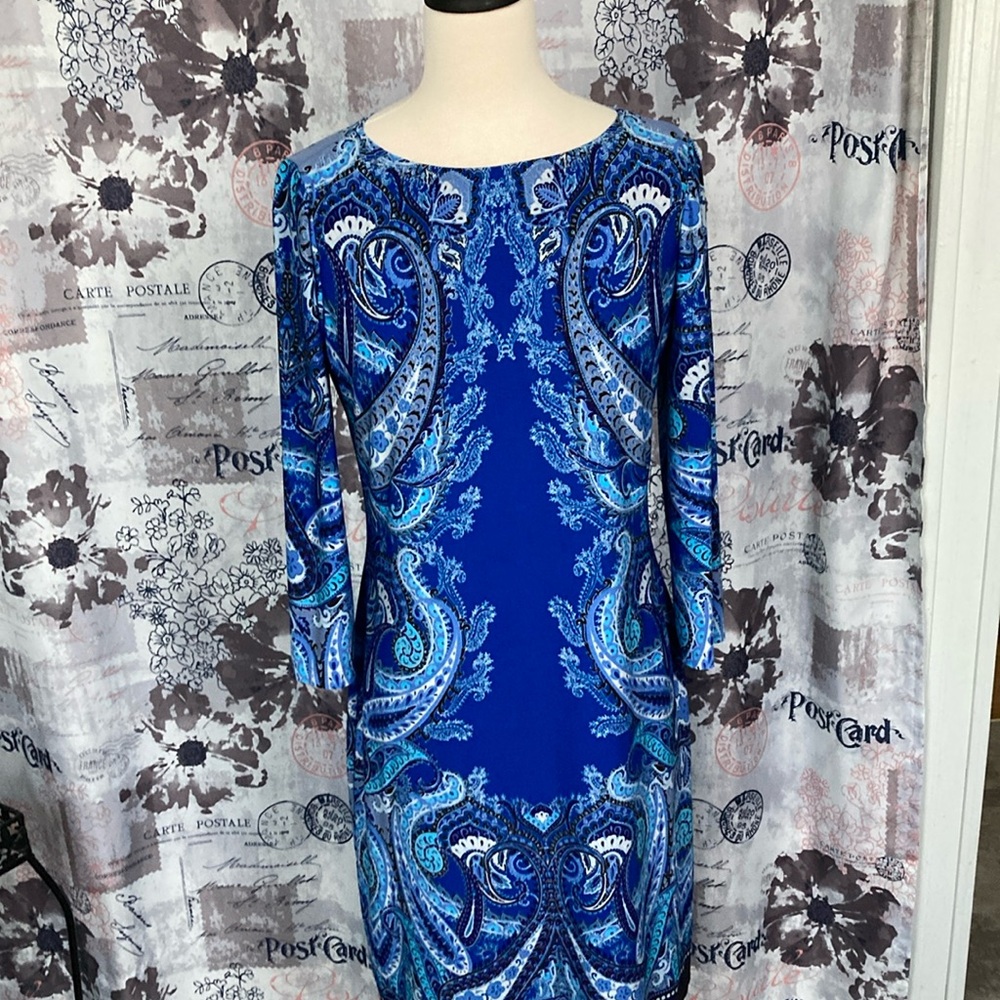 London Times Blue and White Paisley Sheath Dress